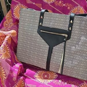 Black and White Geometric Patterned Women's Bag